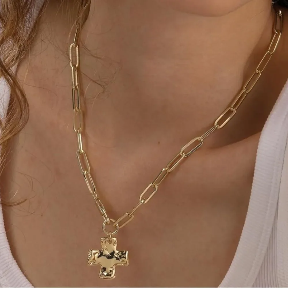 NEW 18K Gold Plated Elegant Gold Layered Necklace